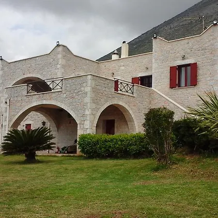 Sophia Mina Green Villa